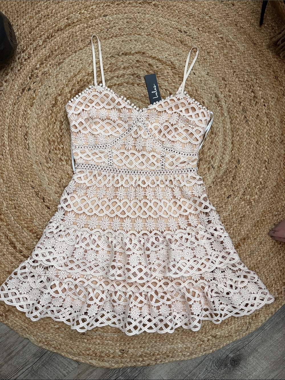 Lulu's thick Lace Mini Dress